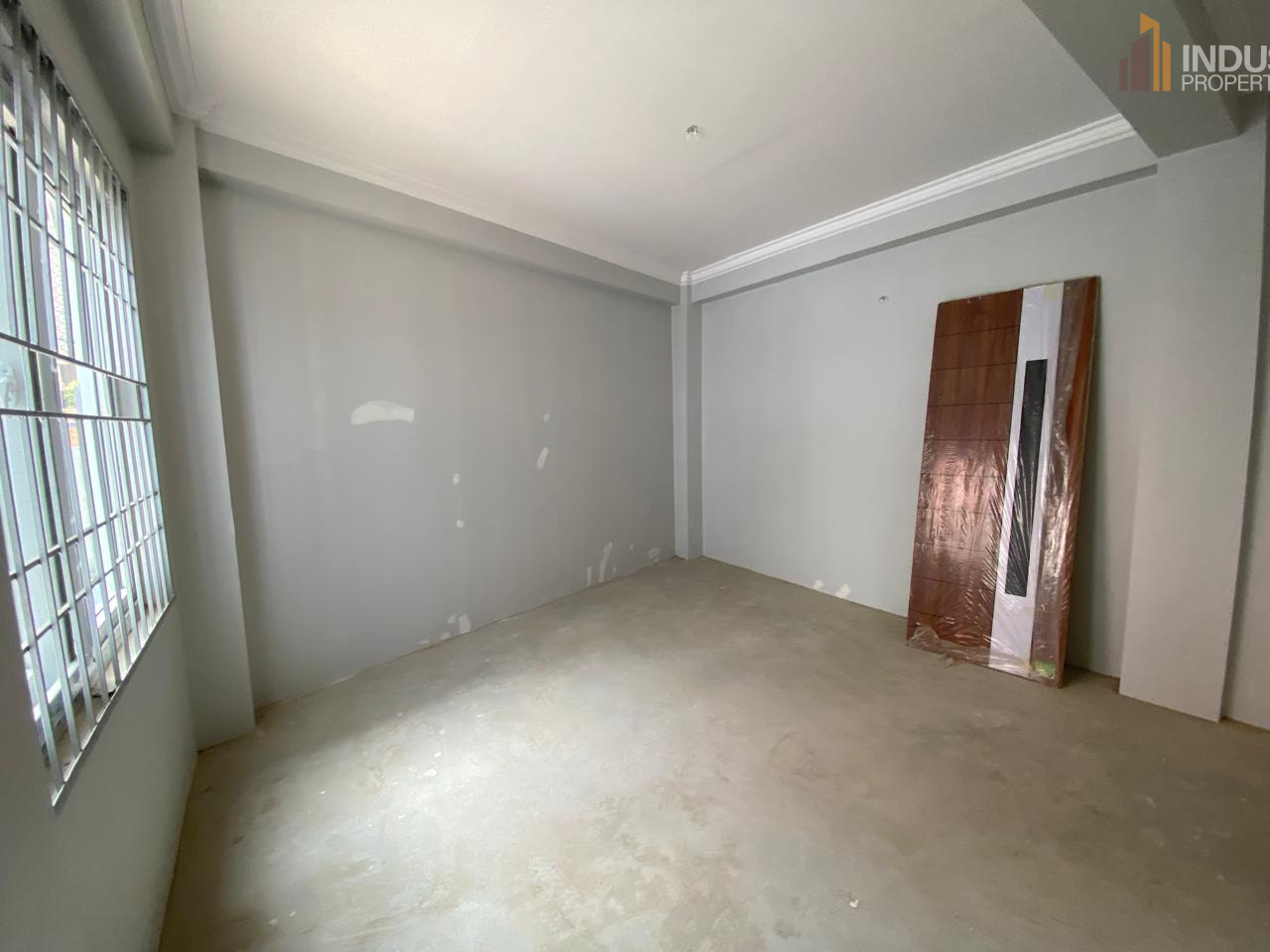 property-image